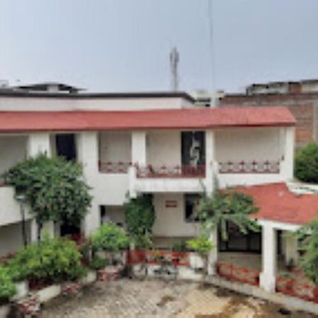 فندق Mp Tourist Bunglow , Chitrakoot Sitapur Muafi المظهر الخارجي الصورة